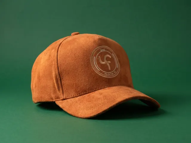 Boné personalizado produzido pela La Casa Drops para cliente — modelo 10